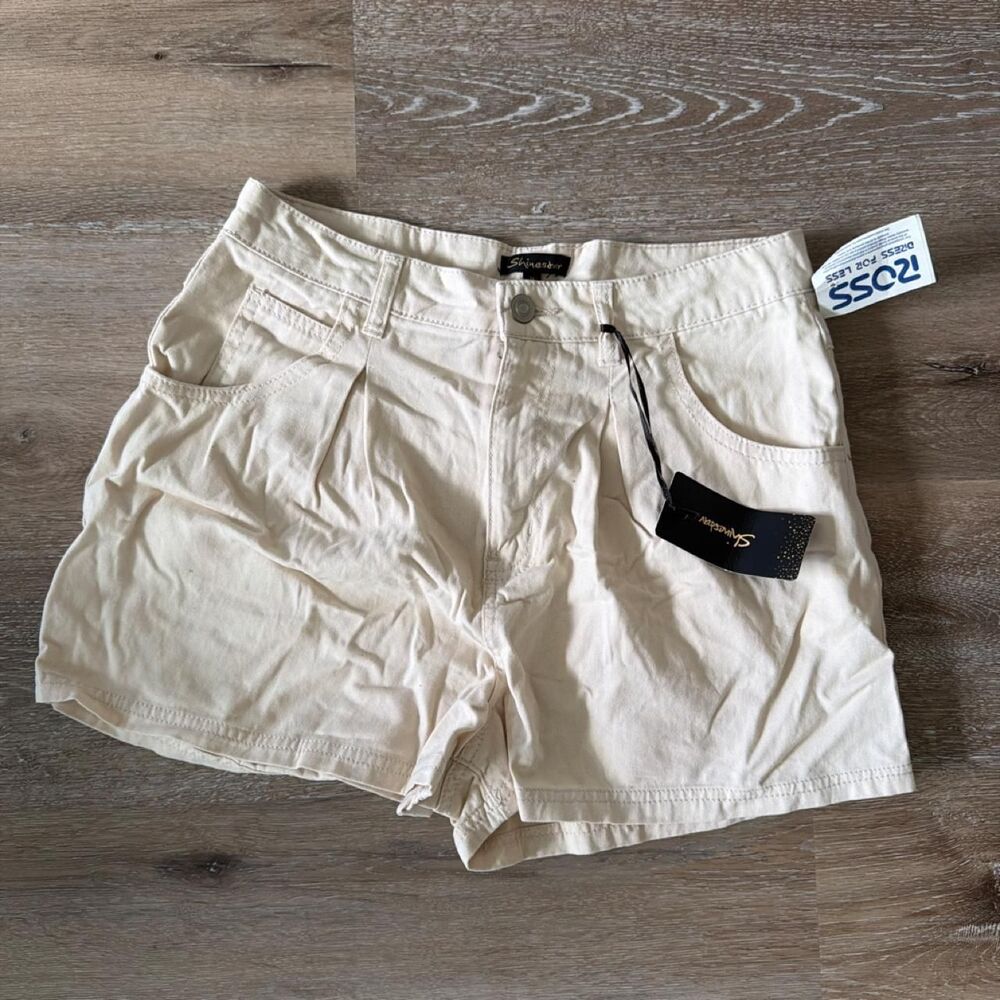 Unbranded Women's Cream and Tan Shorts